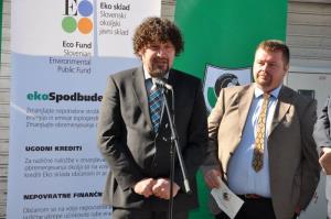 Otvoritev štirih novih polnilnih postaj za električna vozila v Grosupljem 13